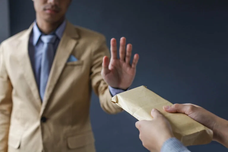 Contra el soborno y la corrupción